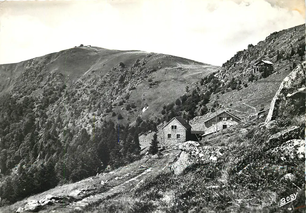 Le Hohneck - alt. 1361 m. — avec le Centre d'Escalades et de Ski — Édition Robert Héw/06 — Munster (Haut-Rhin) - Recto