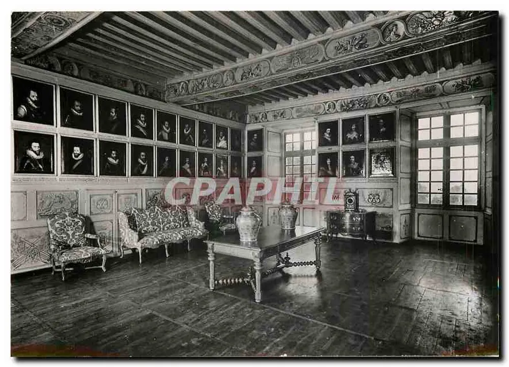Bussy-Rabutin — Das Schloss (Côte-d'Or) — Salon des Hommes de Guerre — Services Commercial Mortuaires Grand Palais - Vorderseite