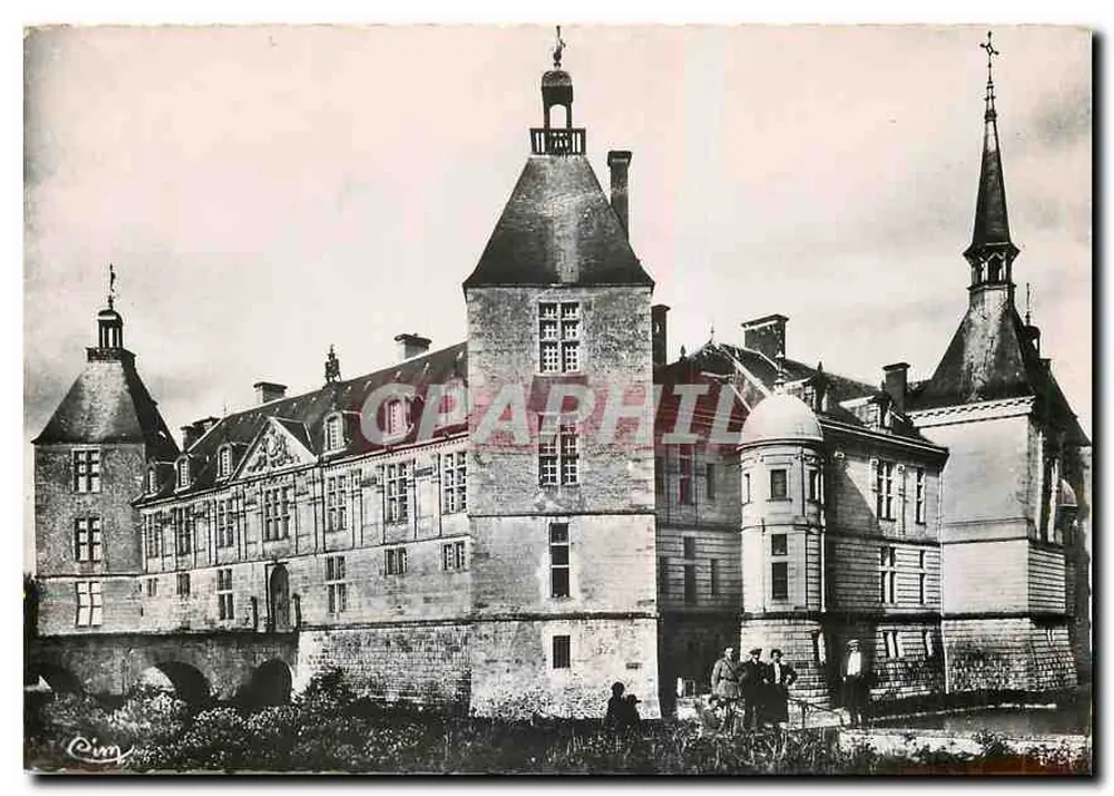 Castelo de Sully-sur-Loire — Arredores de AUTUN - SULLY (S.-et-L.) — Foto Comier - Frente
