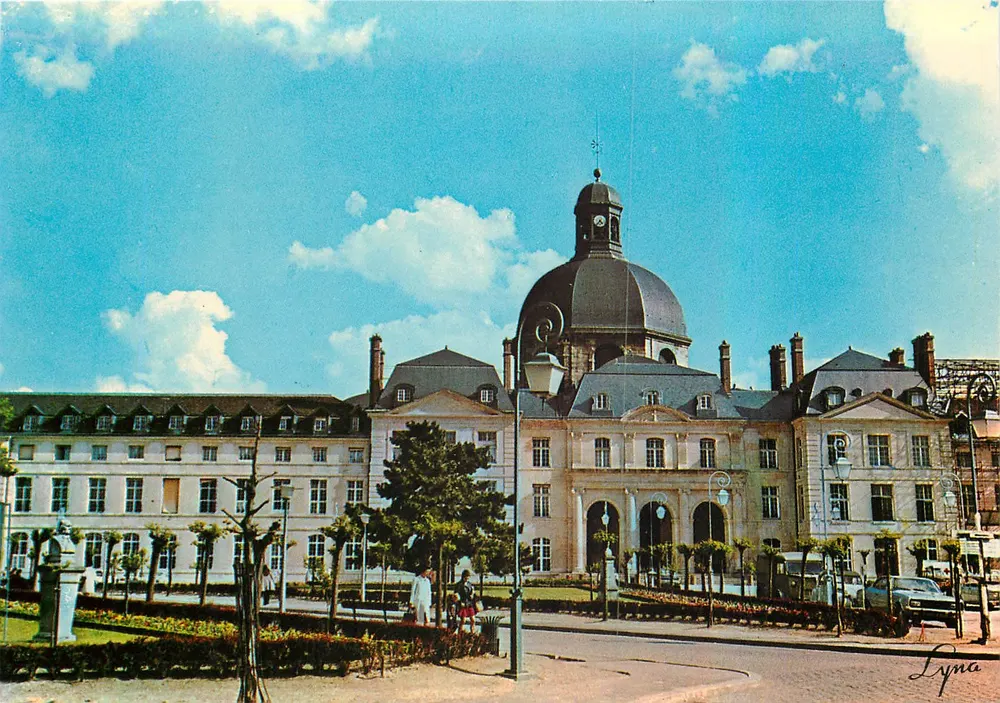La Salpêtrière — Paryż — wydawnictwo Lyna - Awers