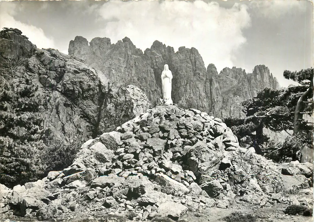 Estátua de Nossa Senhora das Neves — Col de Bavella (1240m) — Edições M.-C. Miramont - Frente