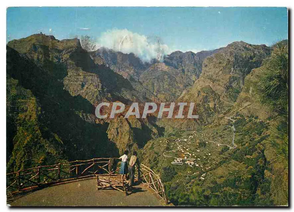 Madeira — Blick auf das Tal und das Dorf Curral das Freiras — Arthur Dizon Ltd - Vorderseite