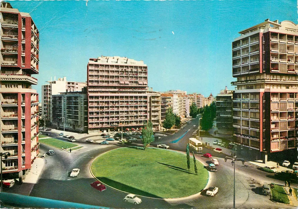 Kreuzung der Avenidas von Rom und der Vereinigten Staaten von Amerika — Lissabon — Portugal Turístico n° 753/58 - Vorderseite