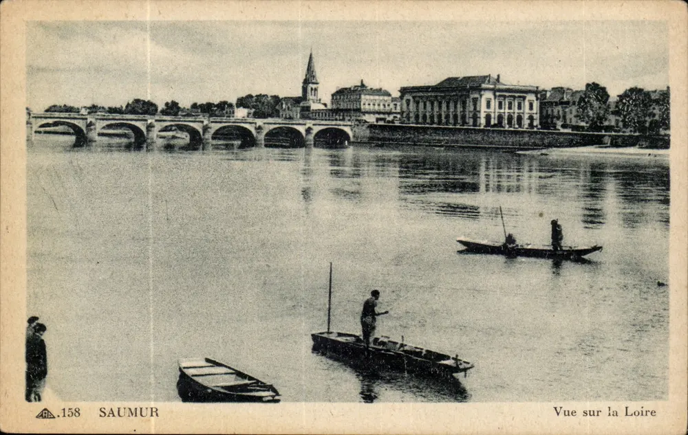 Saumur — Uitzicht over de Loir — Cie des Arts Phasomécaniques, n°158 - Voorkant