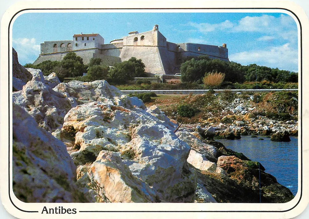Antibes — O Forte-Carré — REFLETS DE LA CÔTE D'AZUR - Frente