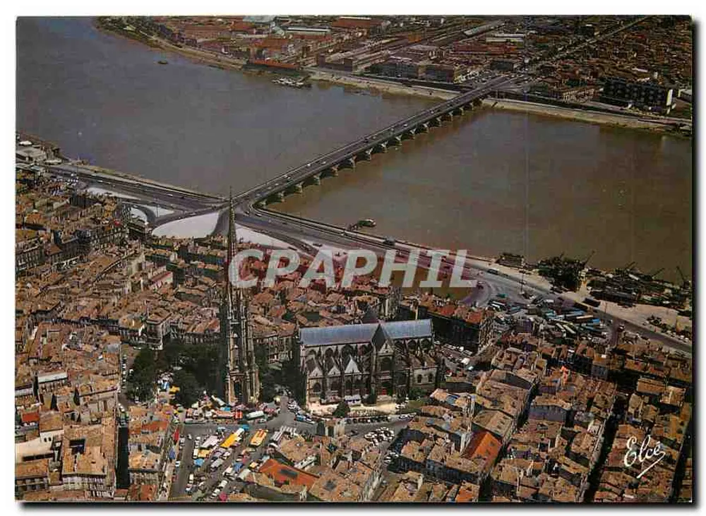 Bordeaux — Allgemeiner Blick auf die Kirche Saint-Michel und den Steinbrücke — Verlag Elcie - Vorderseite