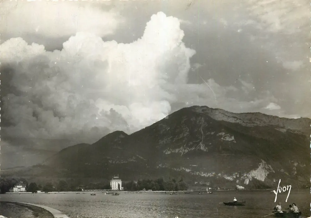 Annecy (Hte-Savoie) — Les rives du lac — Éditions d'Art 'Yvonn' - Recto
