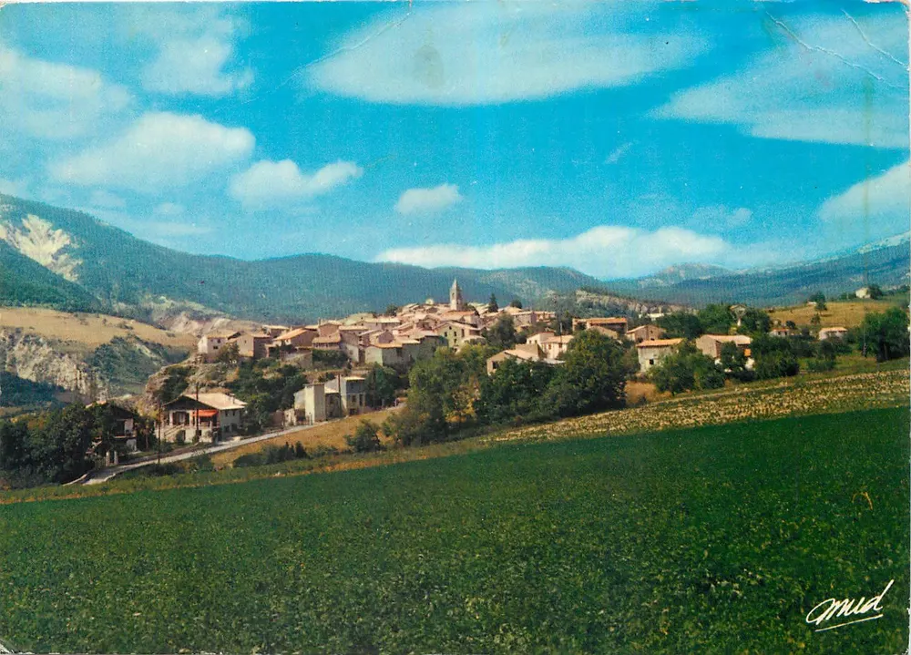 Méailles — Vue générale — Éditions M. U.D. Photo Annot - Recto