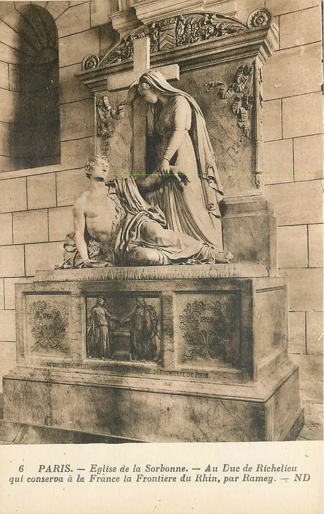 Paris — Igreja da Sorbonne — Ao Duque de Richelieu, por Ramey - Frente