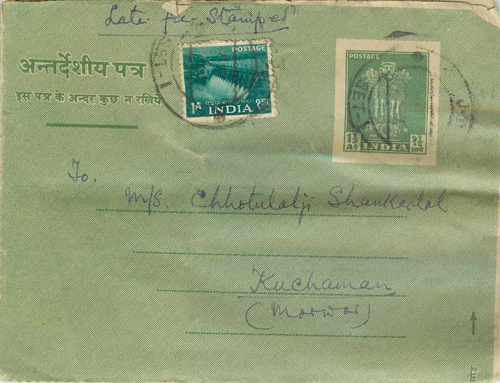 Carta postal indiana — texto em hindi — destinada a Mrs. Chhotulalji Shankertel em Kuchaman (Marsia) - Frente