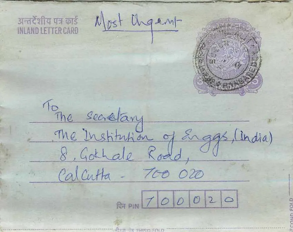 Carta postal interior indiana — mensagem contra a opressão — editor: India Post - Frente
