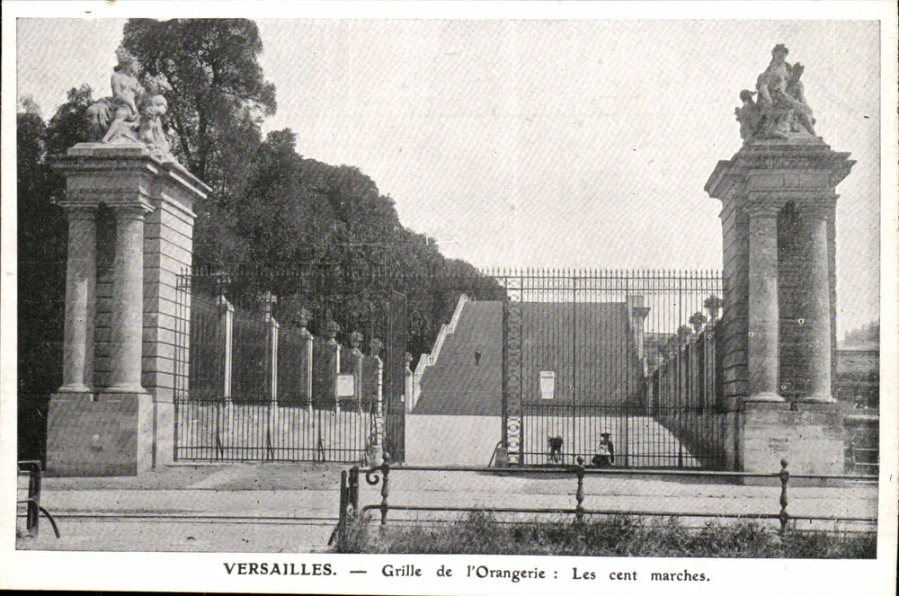 Versailles — Grade da Orangerie : As cem escadas. - Frente