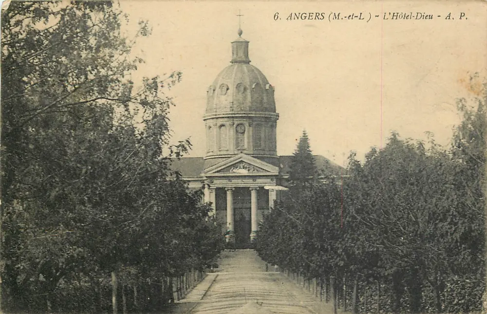 Angers (M.-et-L) — Das Hotel-Dieu — A. P. - Vorderseite