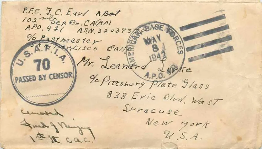 Cartão postal militar — U.S. Army Air Forces, base de San Francisco — destinado a Syracuse, New York — datado de maio de 1942 - Frente