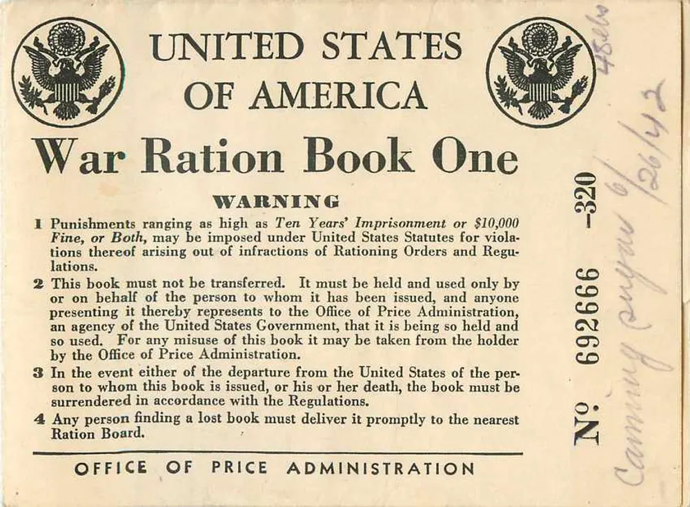 Livro de Racionamento de Guerra Um — Estados Unidos da América — Office of Price Administration - Frente