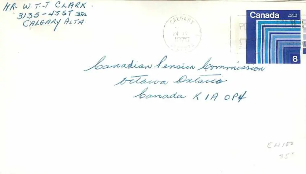 Carta postal enviada à Canadian Pension Commission em Ottawa — selo canadense de 8 centavos e carimbo de Calgary, 24.09.1976 - Frente