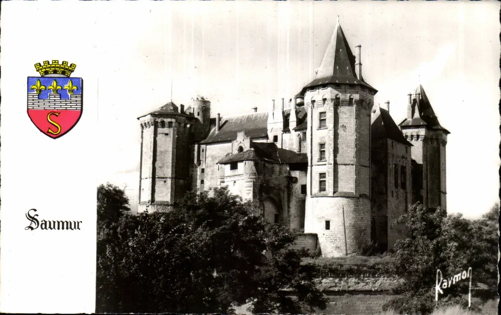 Saumur — Castelo — Editor Raymon - Frente