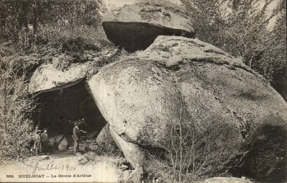 हुएल्गोट — अर्थस की गुफा — जुलिये 1905 - आगे