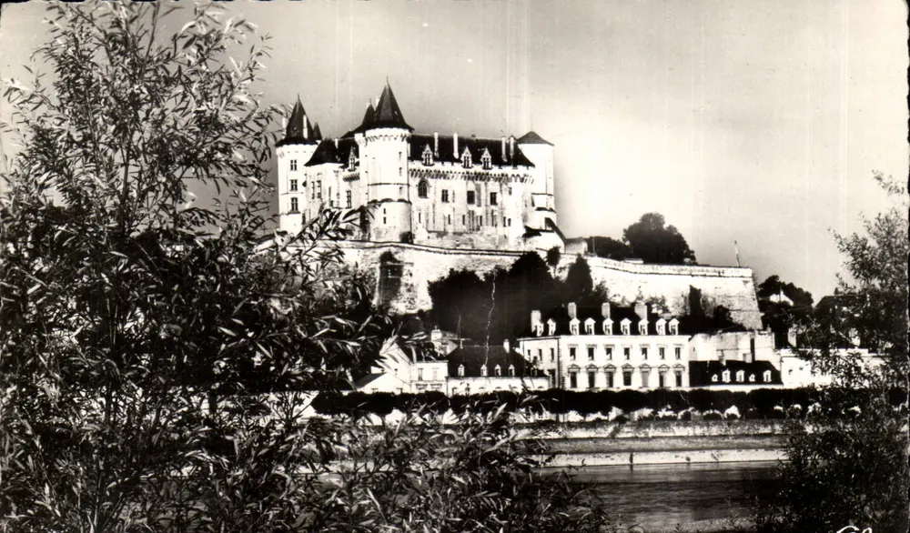 Saumur - O Castelo — série 207 — Réal-Photo, Paris - Frente