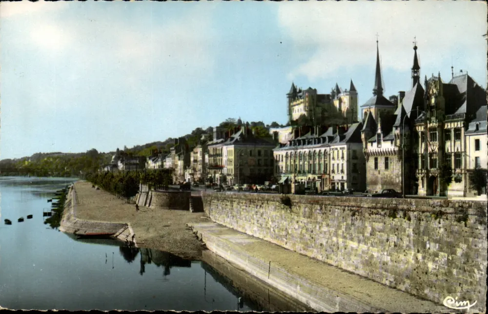 Saumur — Os Quais — Combiér - Frente