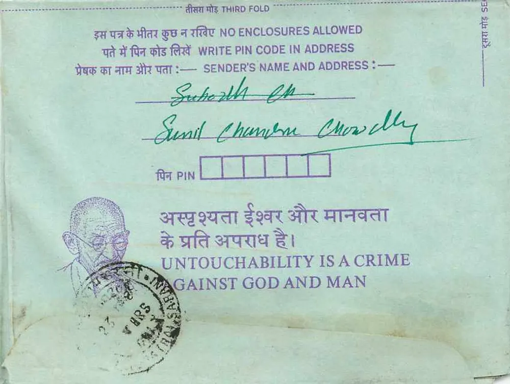 Carta postal interna indiana — Gandhi — 35 annas — destinada à AMIGA da Índia em Calcutá - Verso