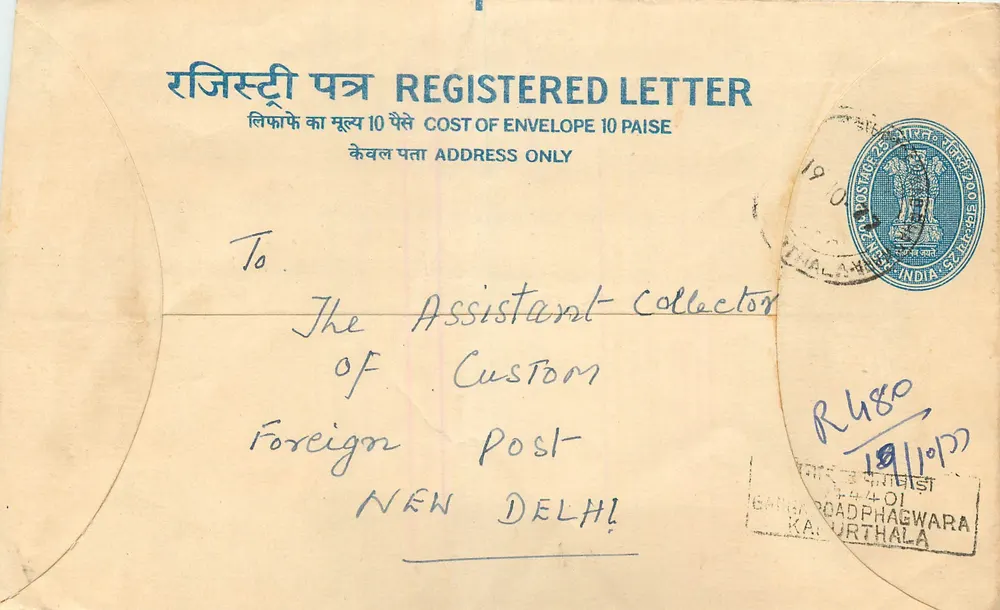 Envelope registrada — Índia — 1910 — destinada ao Assistente Coletor de Receita em Nova Deli - Frente