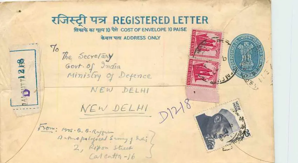 Carte postale enregistrée — Calcutta à New Delhi — Poste indienne - Recto