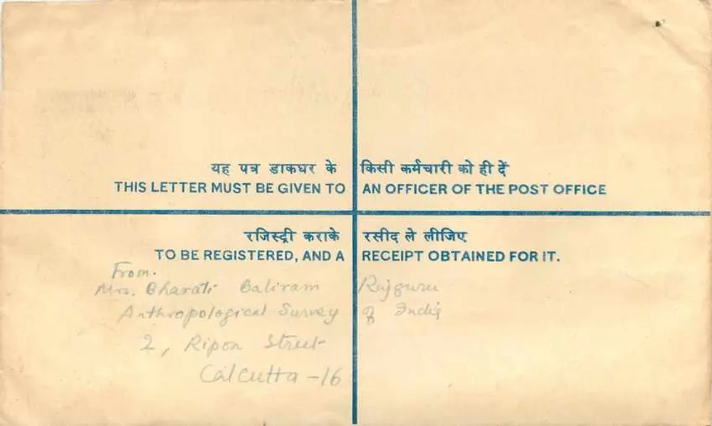 Carte postale enregistrée — Calcutta à New Delhi — Poste indienne - Verso