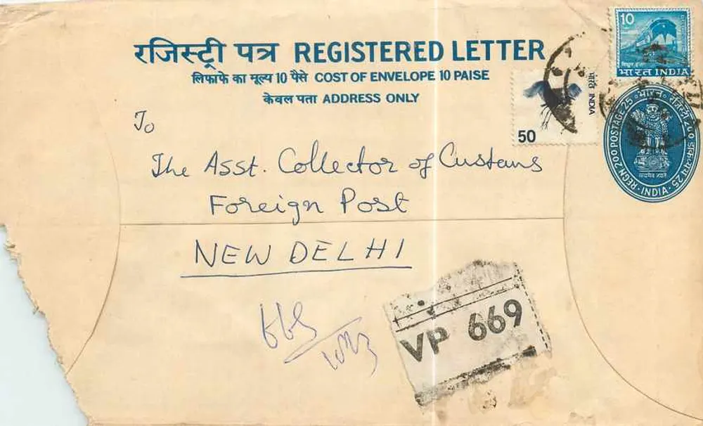 Envelope registrado — Índia — destinado ao Asst. Collector of Customs, Nova Deli — editor: India Post - Frente