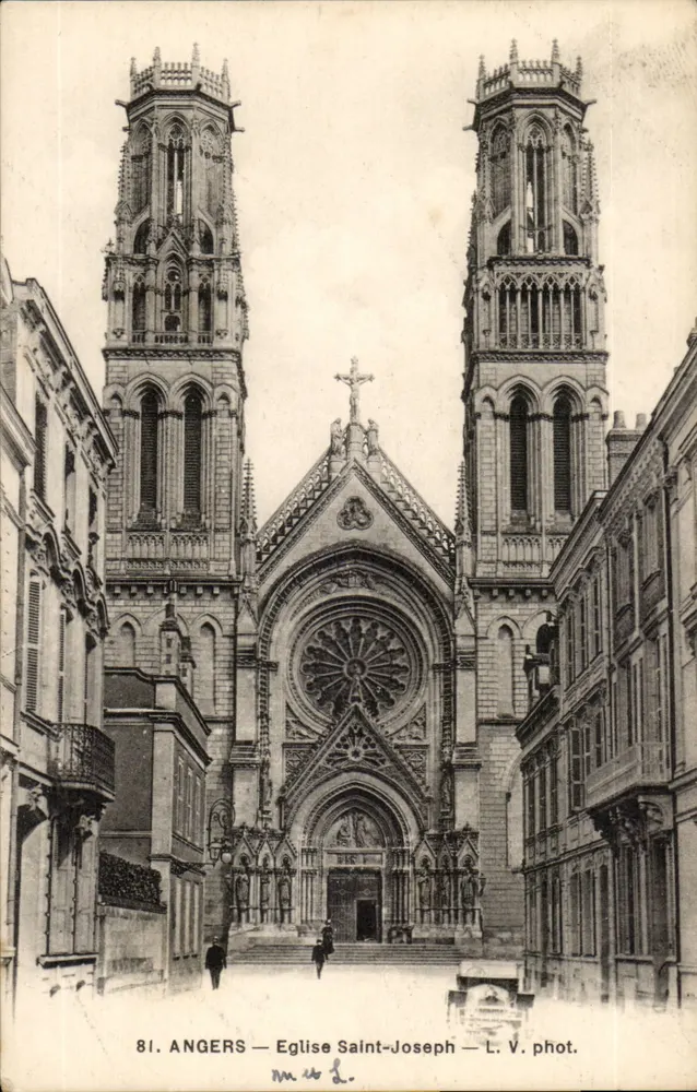 Angers — Igreja de São José — L. V. fot. - Frente