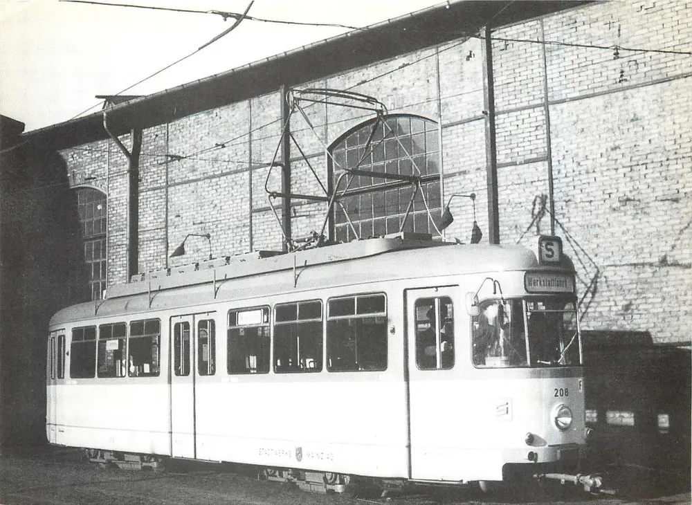 Tramway Tw 208 — Werkstattbahn — Stadtwerke Mainz AG, série 206-211 - Recto