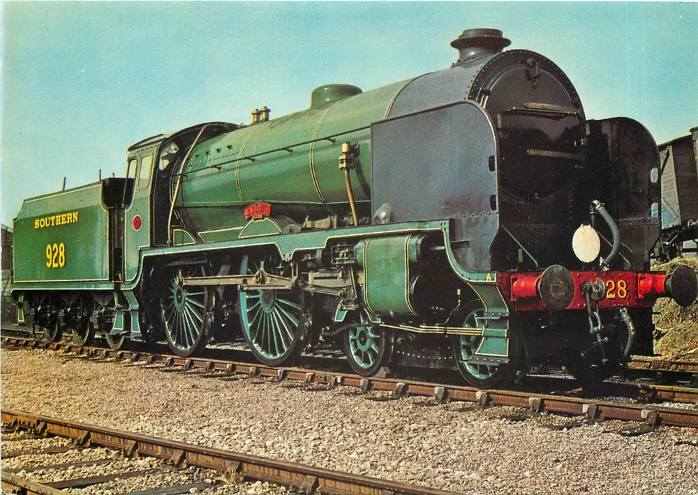 लोकोमोटिव साउथर्न रेलवे 'स्टोवे' — कक्षा 4-4-0 संख्या 928 — ई.टी.डब्ल्यू. डेनिस एंड सन्स लिमिटेड - आगे