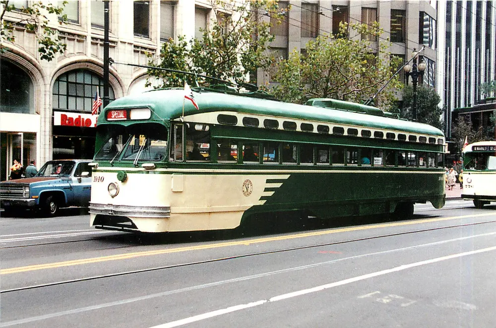 Muni 1040 — Letzter amerikanischer PCC, Linie F-Market, San Francisco — SIMPLON Postcards, Billericay, Essex, CM12 9QJ, England - Vorderseite