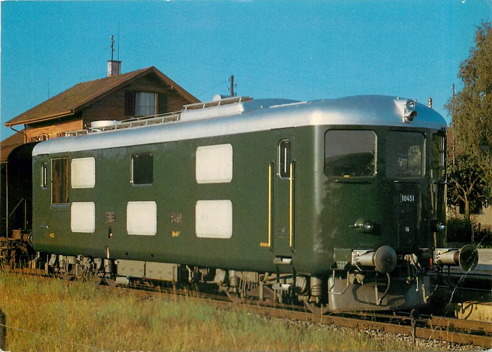 Locomotive diesel-électrique Bm 4/4 II 18451 — Schweizerische Bundesbahnen (SBB) — MINIREX AG, Luzern - Recto