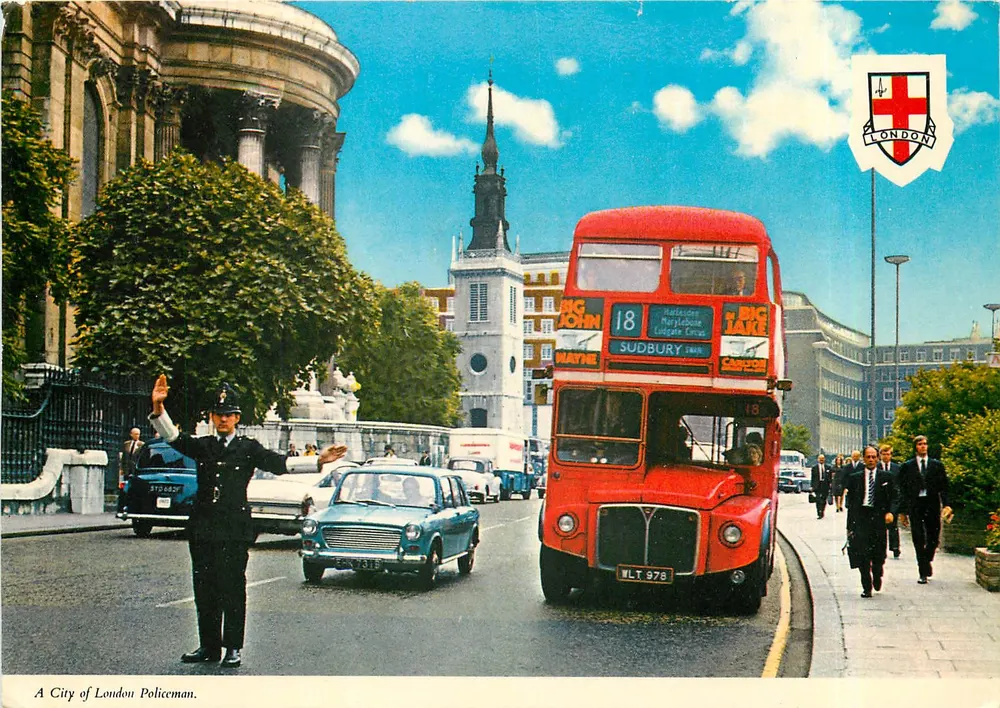 A City of London Policeman — St. Paul's area — Borough of Camden (London) Limited - Recto