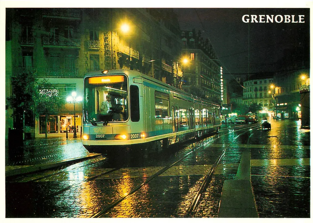 Grenoble — Tramway Place Félix Poulat — Éditions Flash'Cartes - Recto