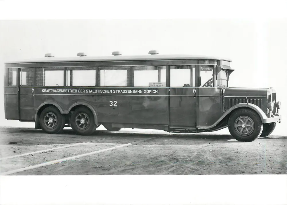 Bus n°32 — Zürich — SWS — Serie 31-37 - Vorderseite