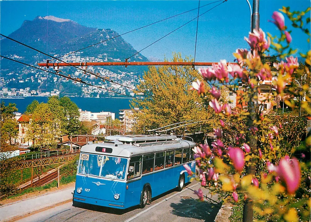 Trolleybus n°127 a Paradiso TI — (Azienda comunale dei trasporti Lugano ACT) — FBW / Hess / SAAS Tr 51/71 - Recto