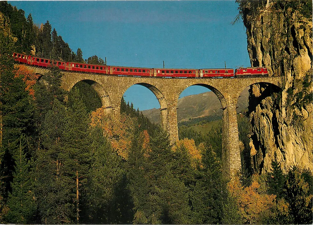 Schnellzug RhB Chur-St. Moritz — Schnellzug RhB Chur-St. Moritz — Graubünden, Landwasserviadukt bei Filisur, n° 285, wydawca Rud. Suter AG - Awers