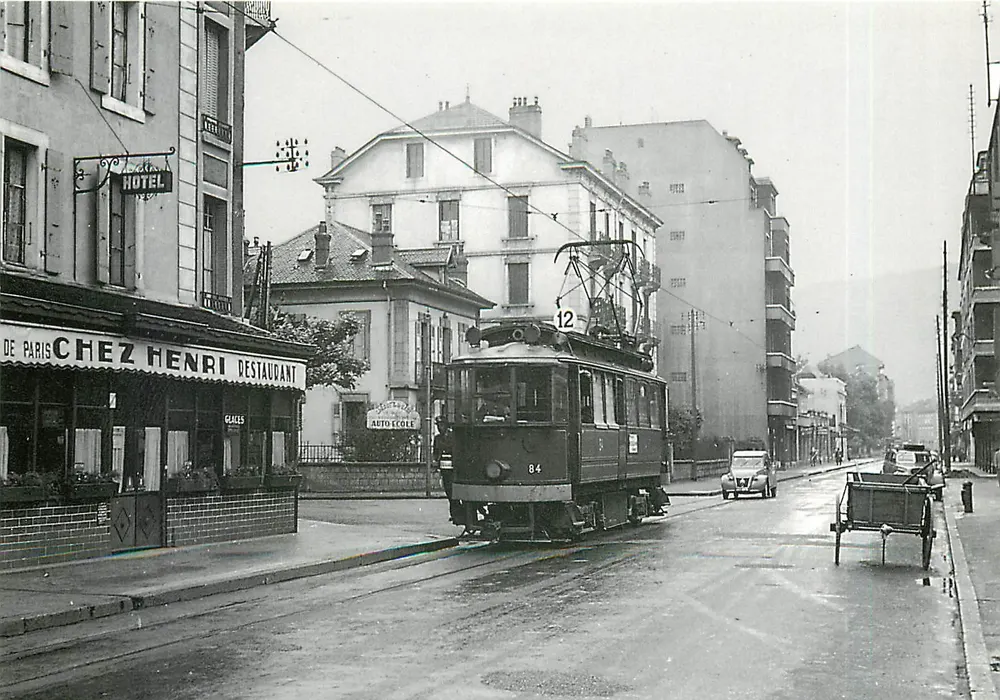 Annemasse (Haute-Savoie) — Tramway avenue de la Gare — Foto Jacques Bazin, N° 146 - Vorderseite