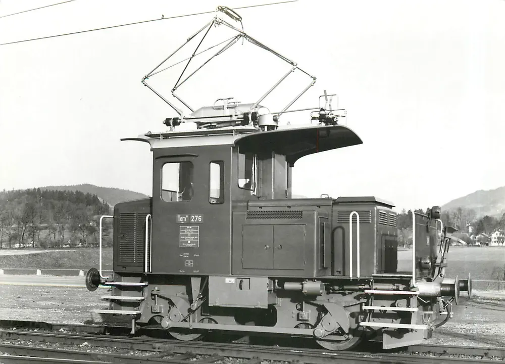 Trator elétrico Tem II 276 — SBB/CFF — n° 117 - Frente