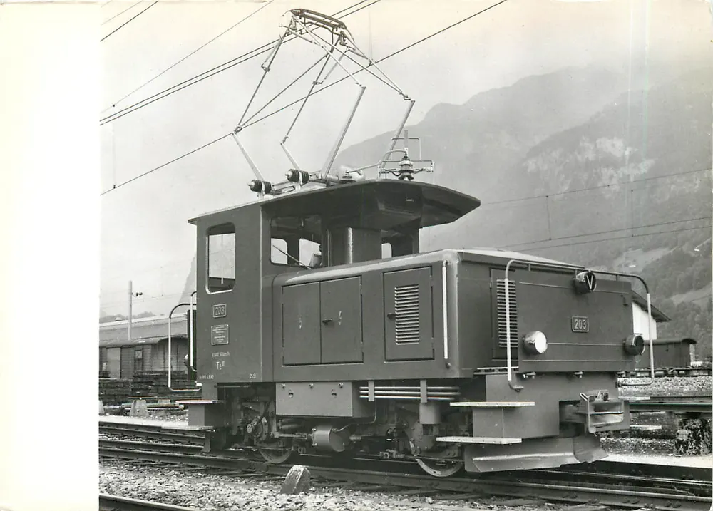 Brünig-Rangiertraktor Te III 203 — Tracteur de manœuvre du Brunig Te III 201-03 — No. 115 Fotodienst SBB - Recto