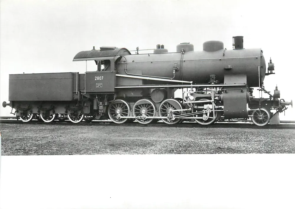लोकोमोटिव C 4/5 2807 — SBB-CFF Gotthardbahn — फोटो SBB/CFF संख्या 77 - आगे