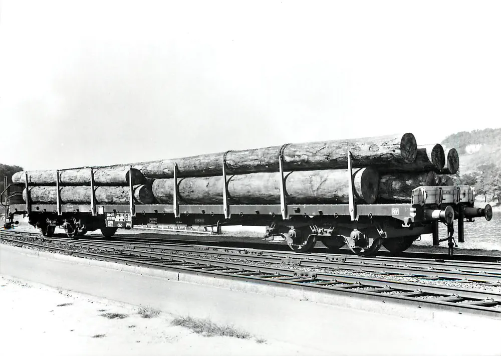 खुला वैगन SBB-CFF — Ra-w 31 85 390 0 000 - 165 — 1981-1983 - आगे
