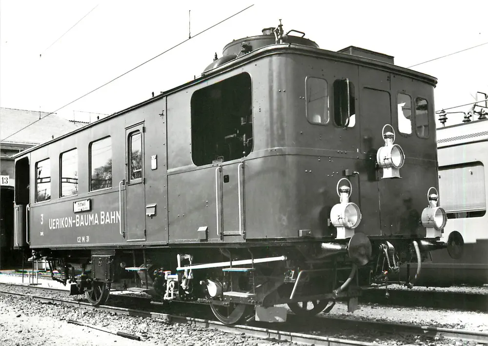 Uerikon-Bauma-Bahn — locomotief CZm 31 — n° 707 - Voorkant