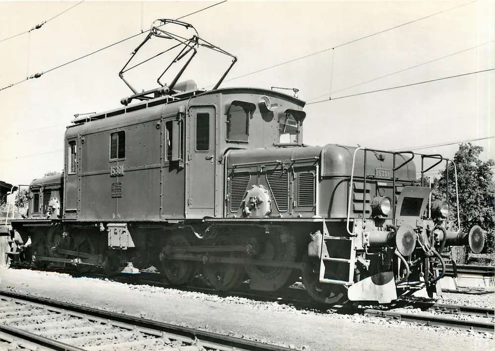 Elektrische Lokomotive De 6/6 15301 — Seetallinie — Fotodienst SBB - Vorderseite
