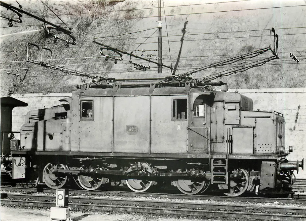 Lokomotive E 554 070 — E-d2k, construite en 1929 — Deutsche Gesellschaft f. Eisenbahngeschichte e.V., Karlsruhe - Recto