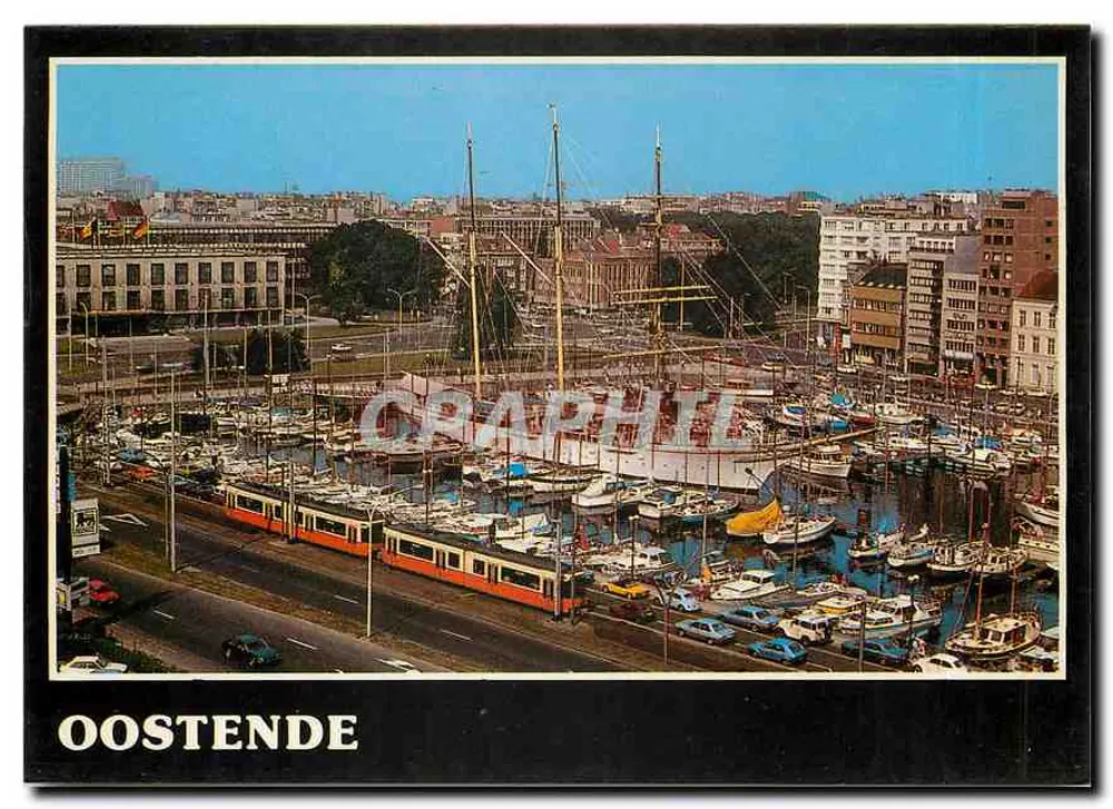 Oostende — Porto com barcos e trem elétrico — AVM - Frente