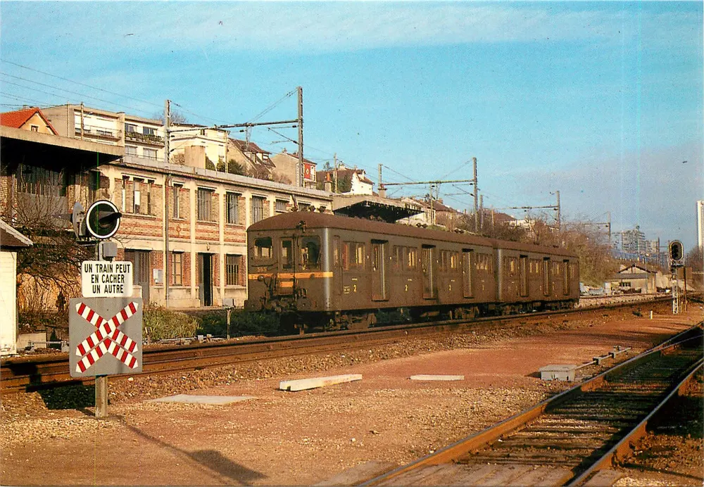 Standard-Elektrozug in Suresnes — Dezember 1964 — Éditions du CABRI - Vorderseite