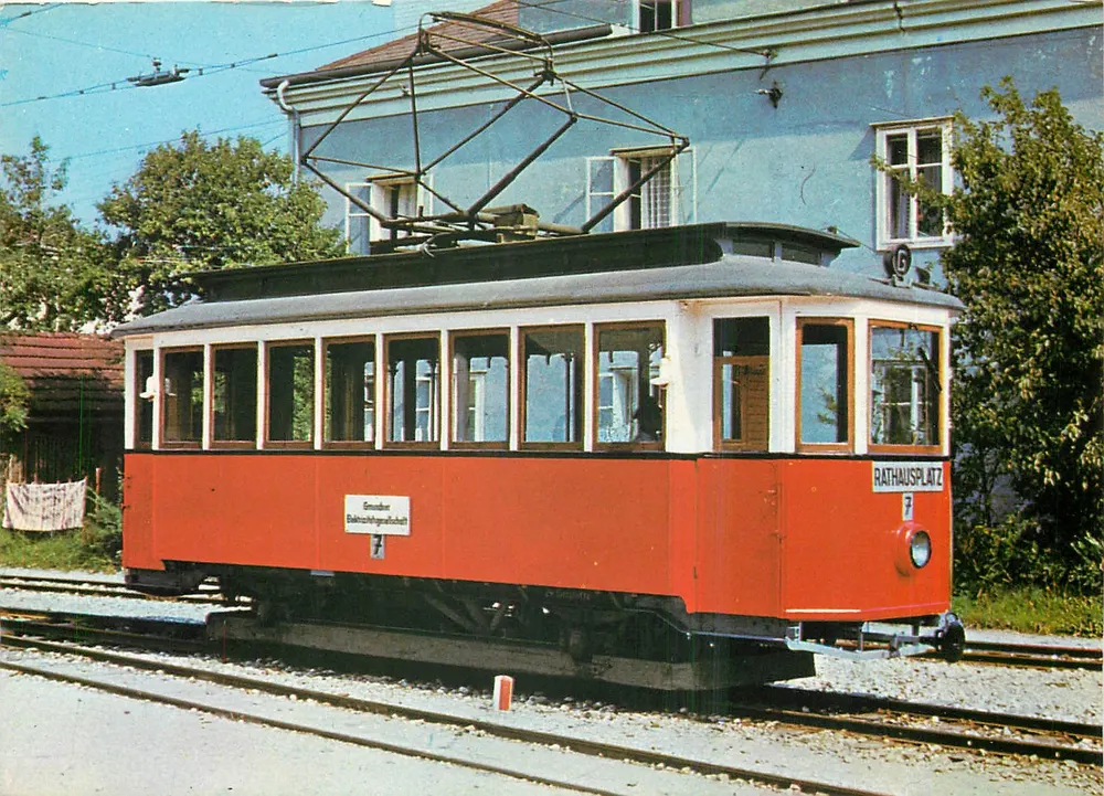 Tramway von Gmunden — erste österreichische elektrische Linie — Nr. 8221 - Vorderseite